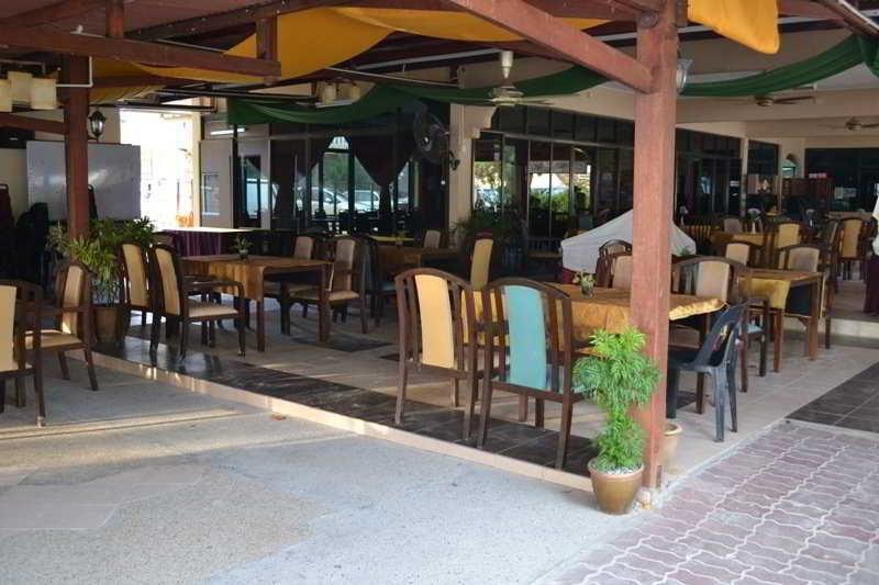 Langkapuri Resort Langkawi Pantai Cenang  Esterno foto
